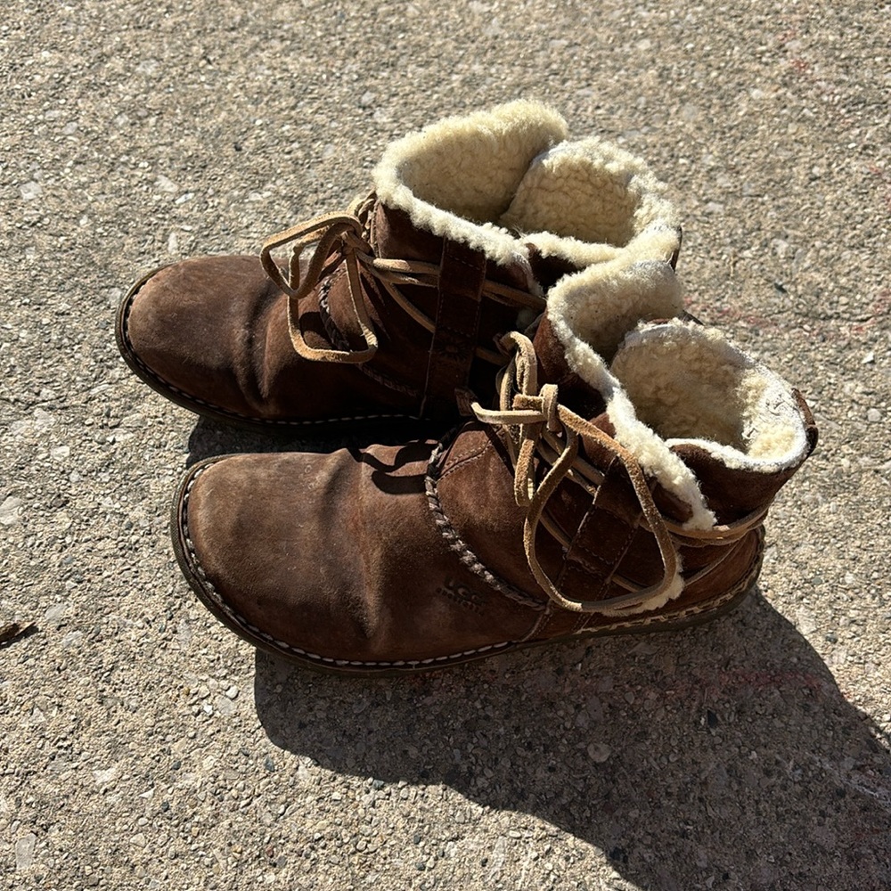 Ugg boots size 8
